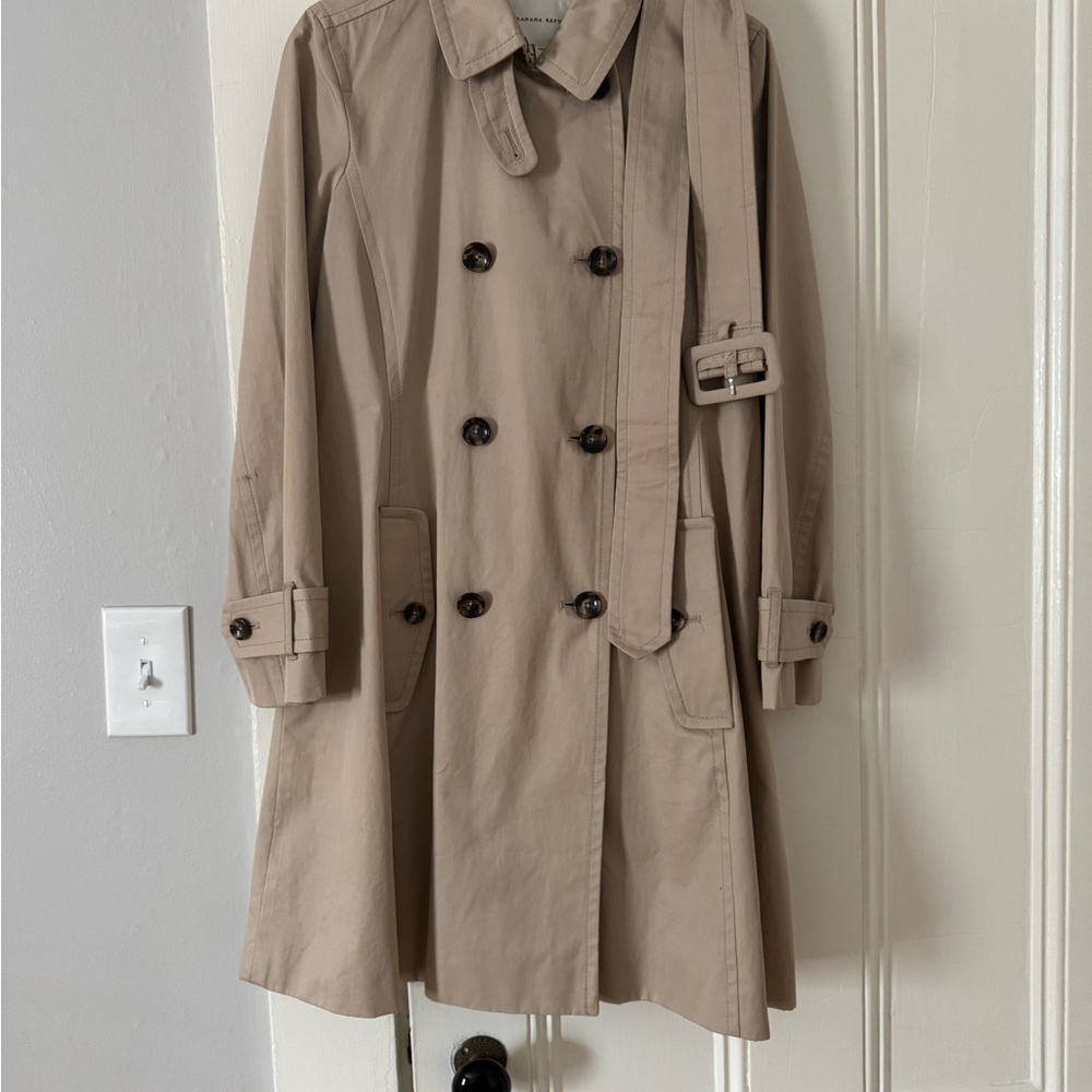 Banana Republic Classic Tan Trench Coat